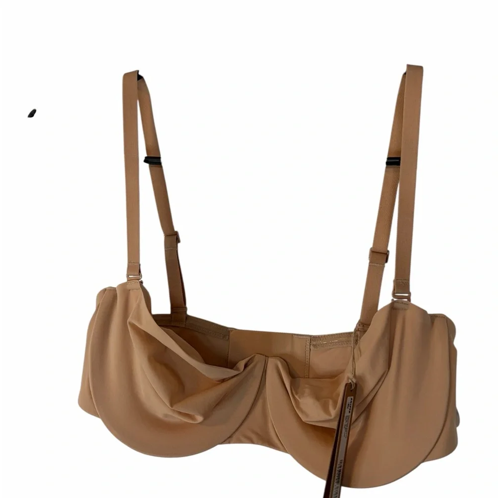 SKIMS Smoothing Intimates Strapless Bra – Clay – 34D – New With Tags - Picture 4 of 7